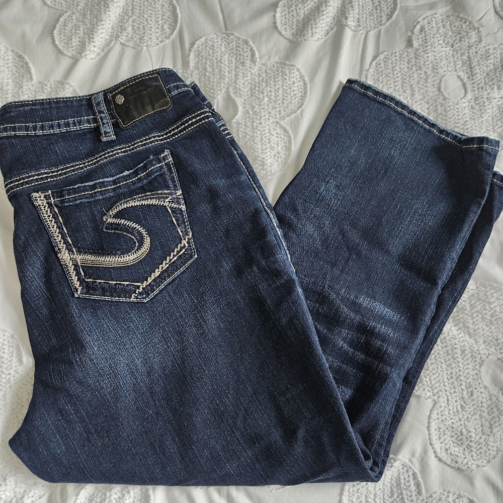 Silver Fluid Denim Suki Mid Capri size 18 EUC